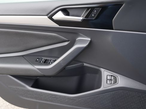 Used 2021 Volkswagen Jetta R-Line image 21