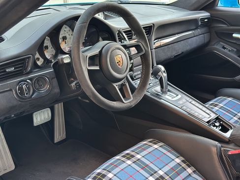 Used 2018 Porsche 911 GT3 image 26