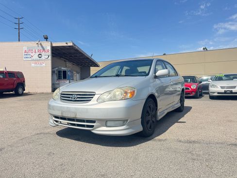 Used 2004 Toyota Corolla S FWD image 2