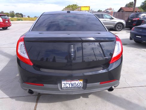 Used 2013 Lincoln MKS image 6