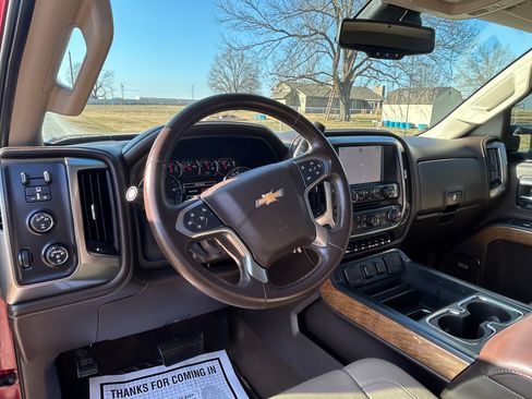 Used 2015 Chevrolet Silverado 2500 LTZ image 11