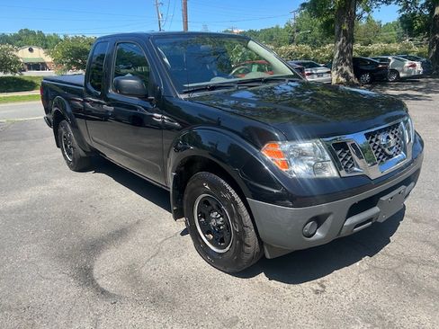 Used 2019 Nissan Frontier 2WD King Cab image 7