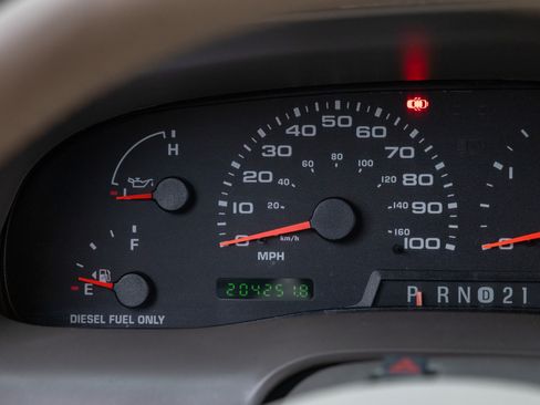 Used 2003 Ford Excursion Eddie Bauer image 30