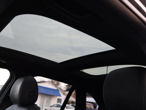 Used 2017 Mercedes-Benz GLC 300 image 38