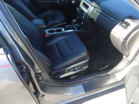 Used 2012 Ford Fusion SEL image 7