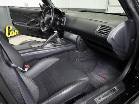 Used 2006 Honda S2000 image 19