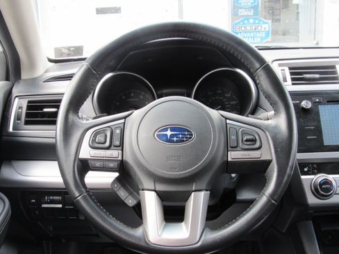 Used 2016 Subaru Legacy 2.5i Premium image 18