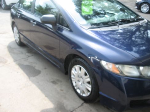 Used 2010 Honda Civic DX-VP Sedan image 3