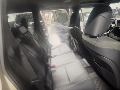 Used 2024 Lexus GX 550 image 27