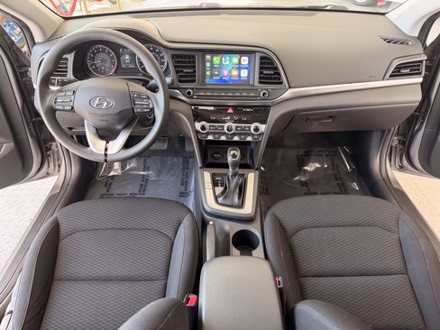 Used 2020 Hyundai Elantra Sedan FWD image 8