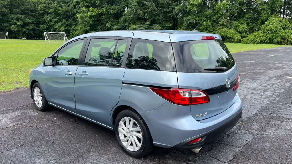 Used 2012 MAZDA MAZDA5 Sport FWD image 9