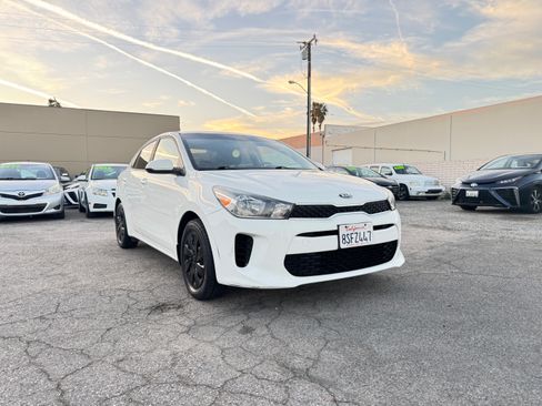 Used 2018 Kia Rio S image 11