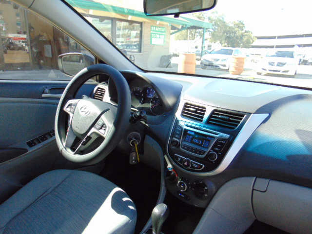 Used 2017 Hyundai Accent SE Sedan FWD image 21
