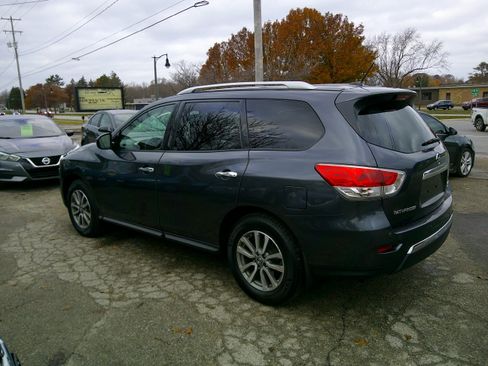 Used 2014 Nissan Pathfinder SV image 6
