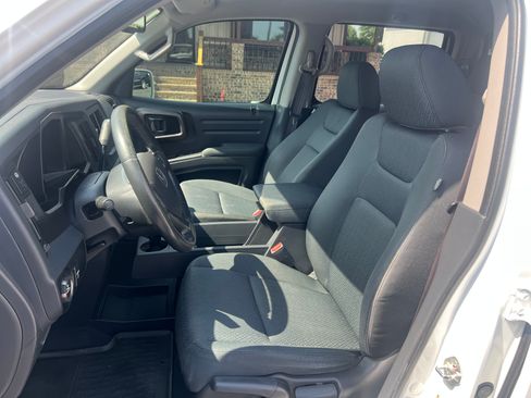 Used 2013 Honda Ridgeline Sport image 3