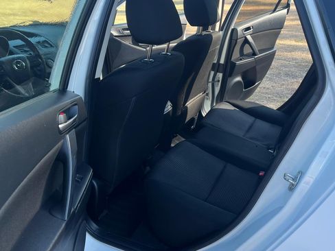 Used 2013 MAZDA MAZDA3 i Touring image 7