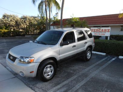 Used 2005 Ford Escape 2WD XLS