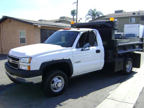 Used 2007 Chevrolet Silverado 3500 image 4