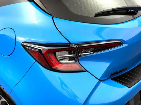 Used 2022 Toyota Corolla XSE image 15