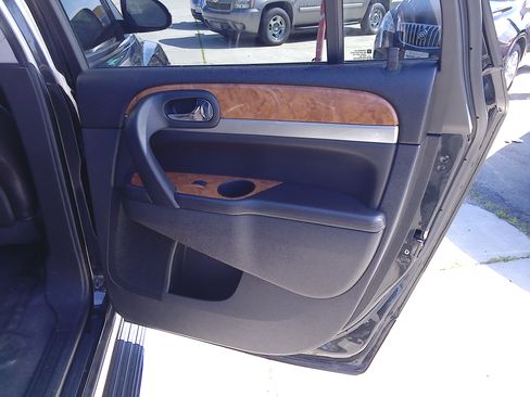 Used 2012 Buick Enclave Premium image 13