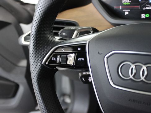 Used 2023 Audi e-tron GT Premium Plus image 30
