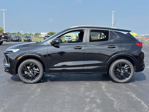 New 2026 Buick Encore GX Sport Touring image 5