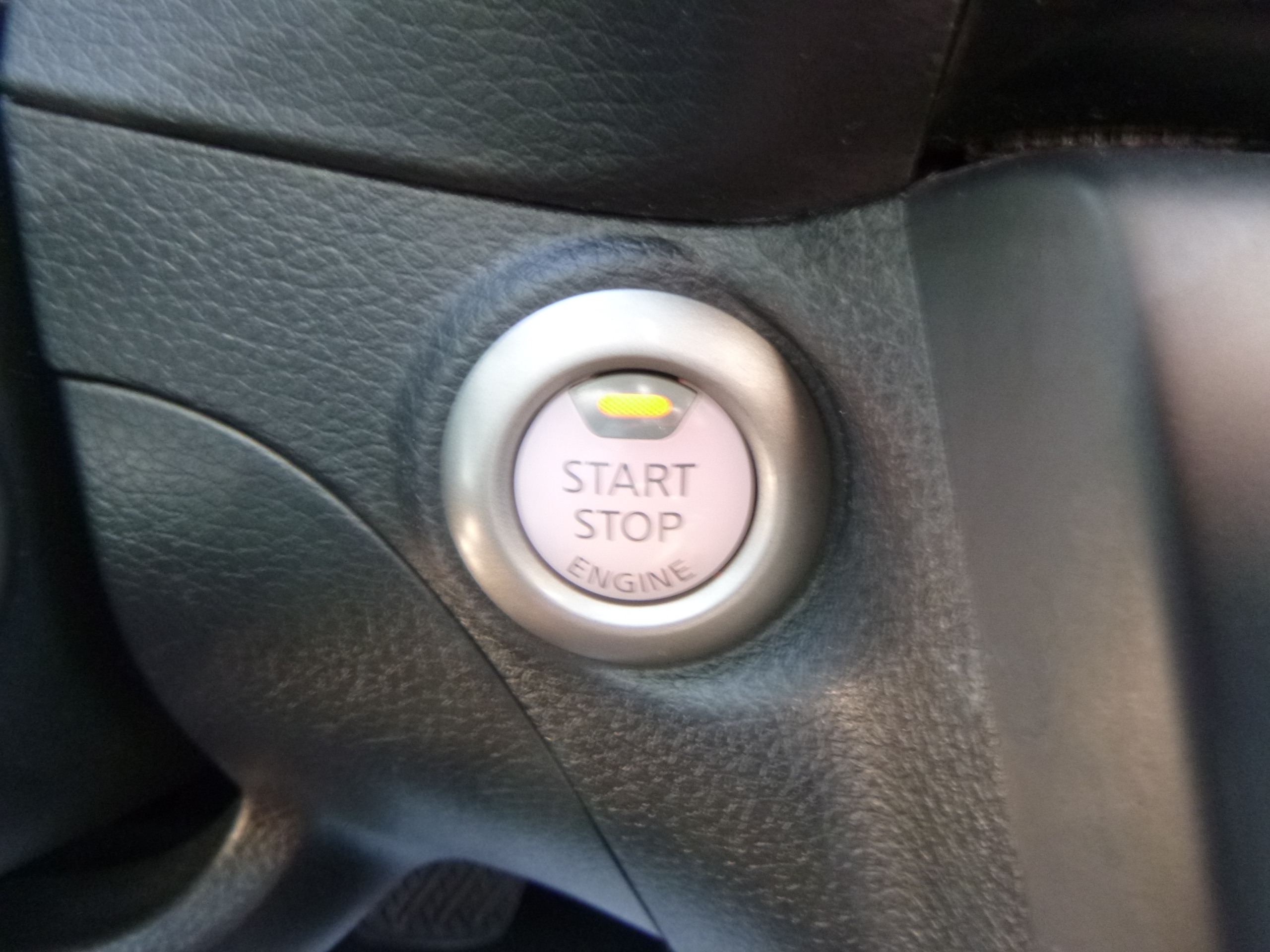 Used 2019 Nissan Sentra SV FWD image 28