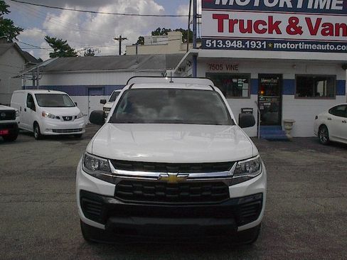 Used 2022 Chevrolet Colorado W/T image 2