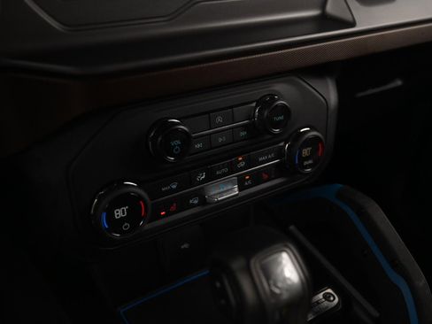 Used 2023 Ford Bronco Outer Banks image 36