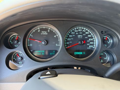 Used 2013 Chevrolet Silverado 2500 LTZ AWD/4WD image 16