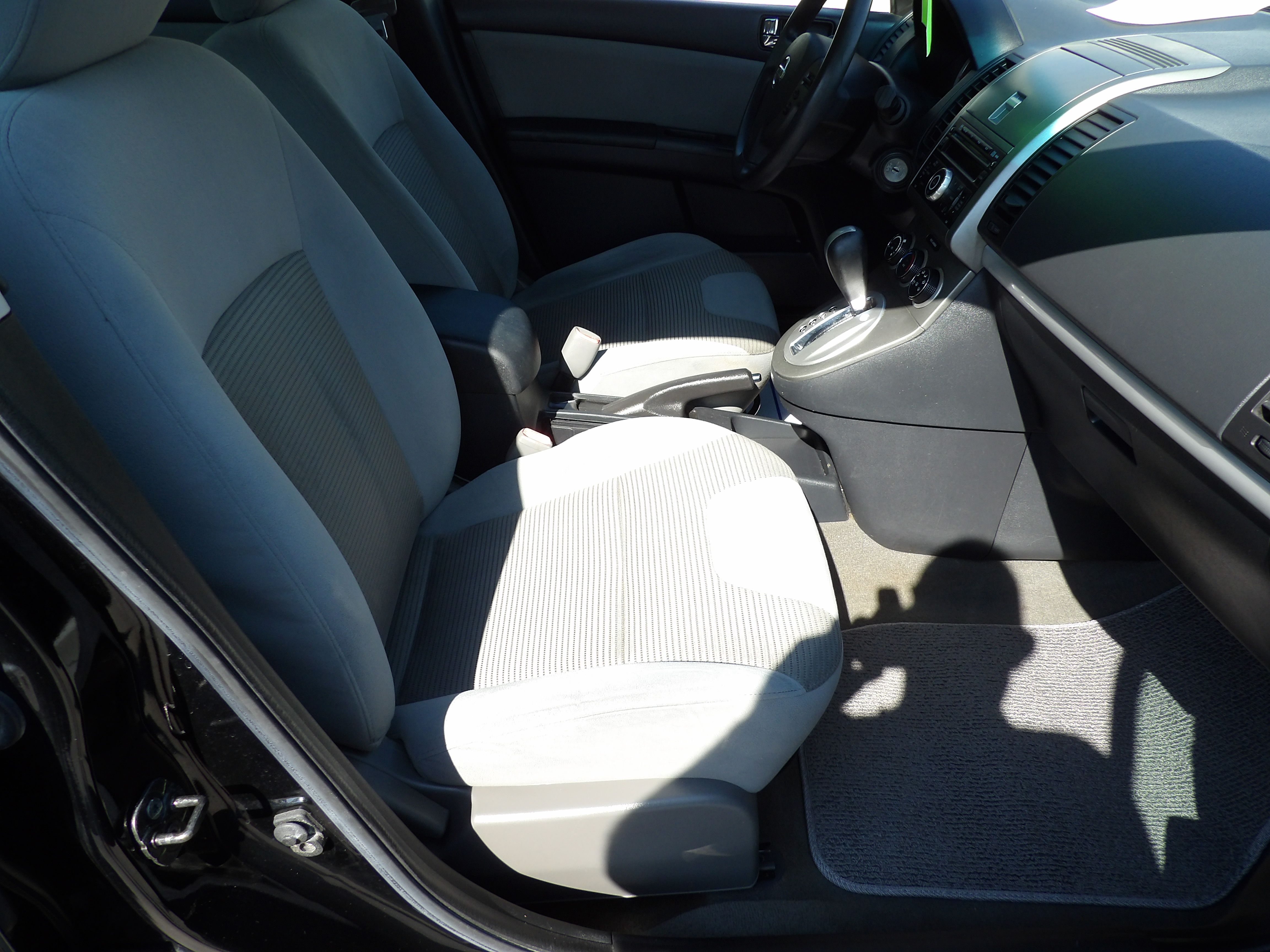 Used 2011 Nissan Sentra Sedan FWD image 15