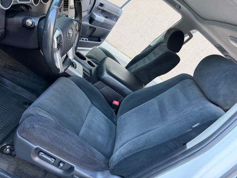 Used 2014 Toyota Sequoia 4WD SR5 image 20