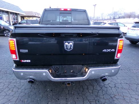 Used 2016 RAM 1500 Laramie image 4