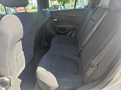 Used 2015 Chevrolet Trax AWD LS w/ 1LS image 9
