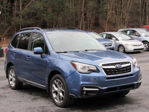 Used 2017 Subaru Forester 2.5i Touring image 13