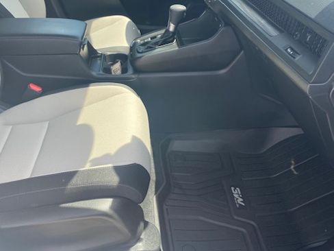 Used 2025 Honda CR-V AWD LX image 14