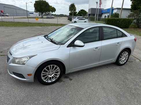 Used 2011 Chevrolet Cruze Eco FWD image 27