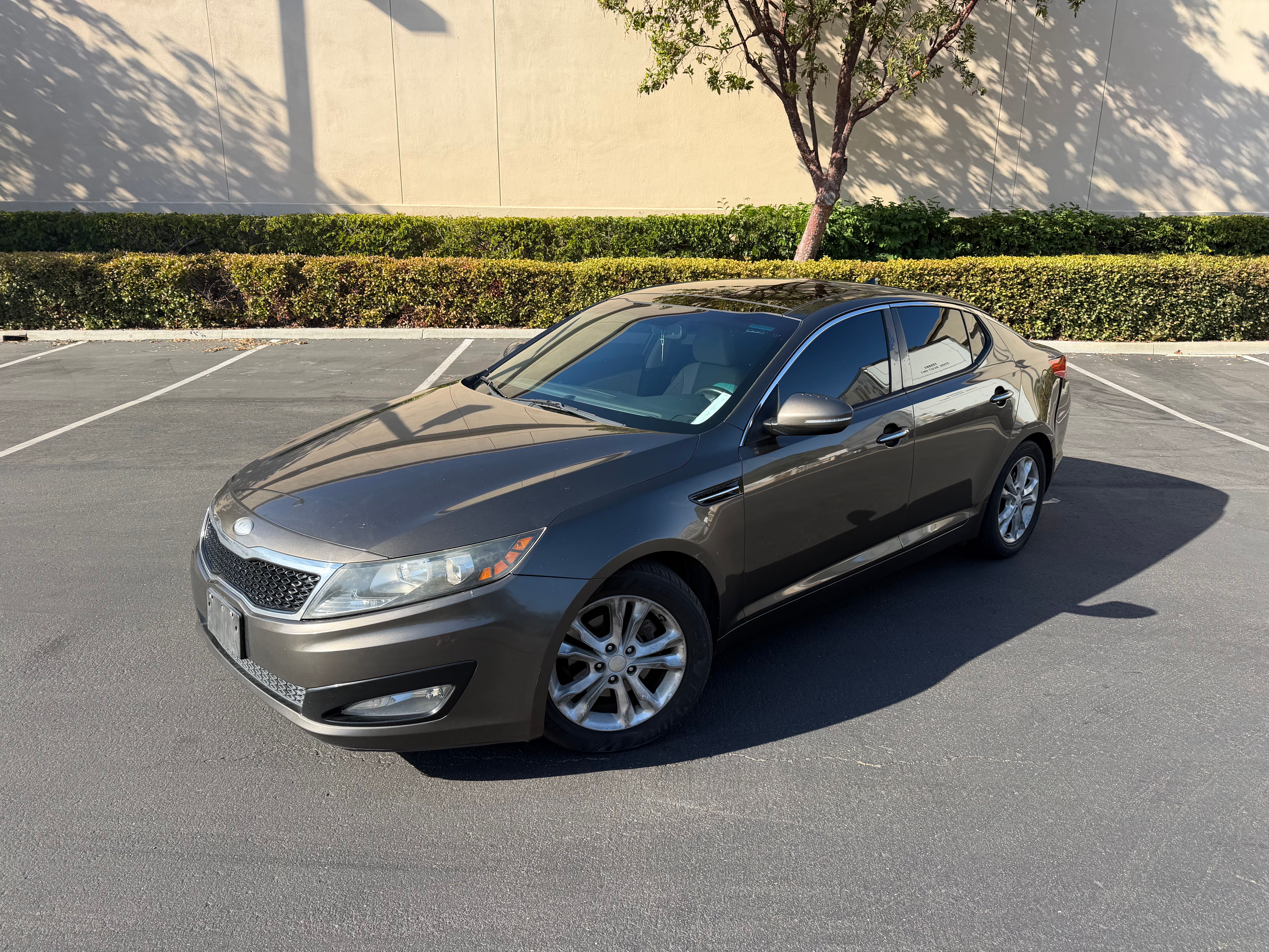 Used 2013 Kia Optima EX FWD image 2