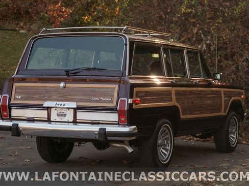 Used 1991 Jeep Grand Wagoneer image 78