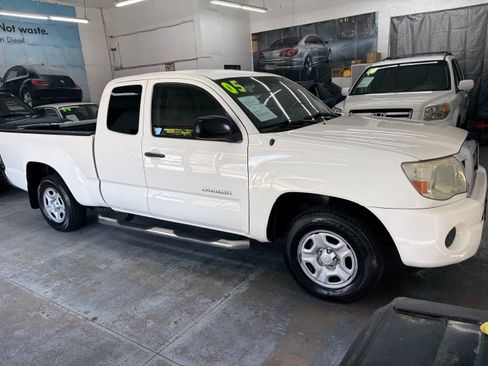 Used 2005 Toyota Tacoma 2WD Access Cab image 8