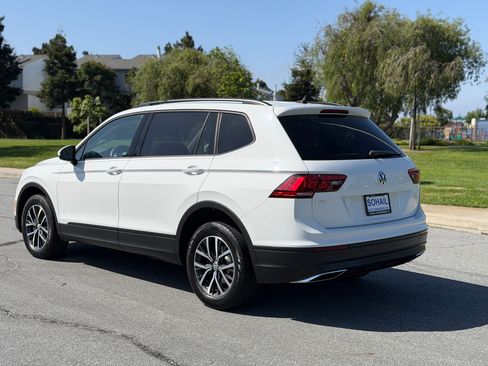 Used 2021 Volkswagen Tiguan FWD S image 3
