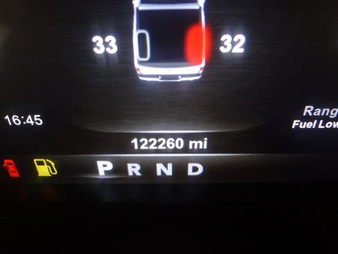 Used 2019 RAM 1500 SLT image 20