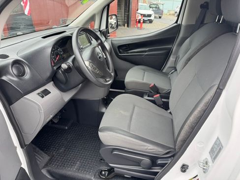 Used 2020 Nissan NV200 S FWD image 8