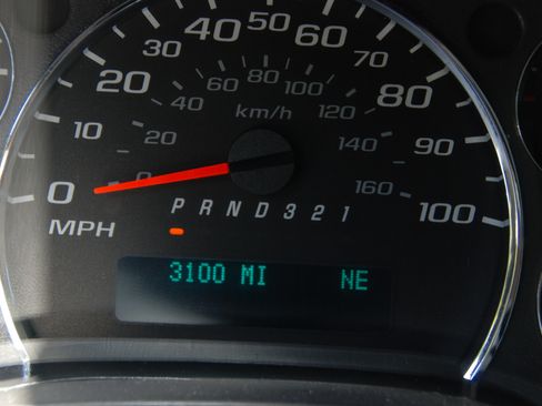 Used 2013 Chevrolet Express 1500 UNAVAIL RWD image 22
