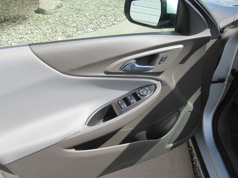 Used 2022 Chevrolet Malibu LS image 11