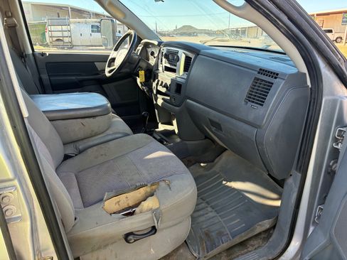 Used 2007 Dodge Ram 3500 Truck SLT image 12