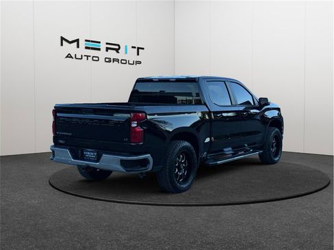 Used 2020 Chevrolet Silverado 1500 LT w/ All-Star Edition image 9