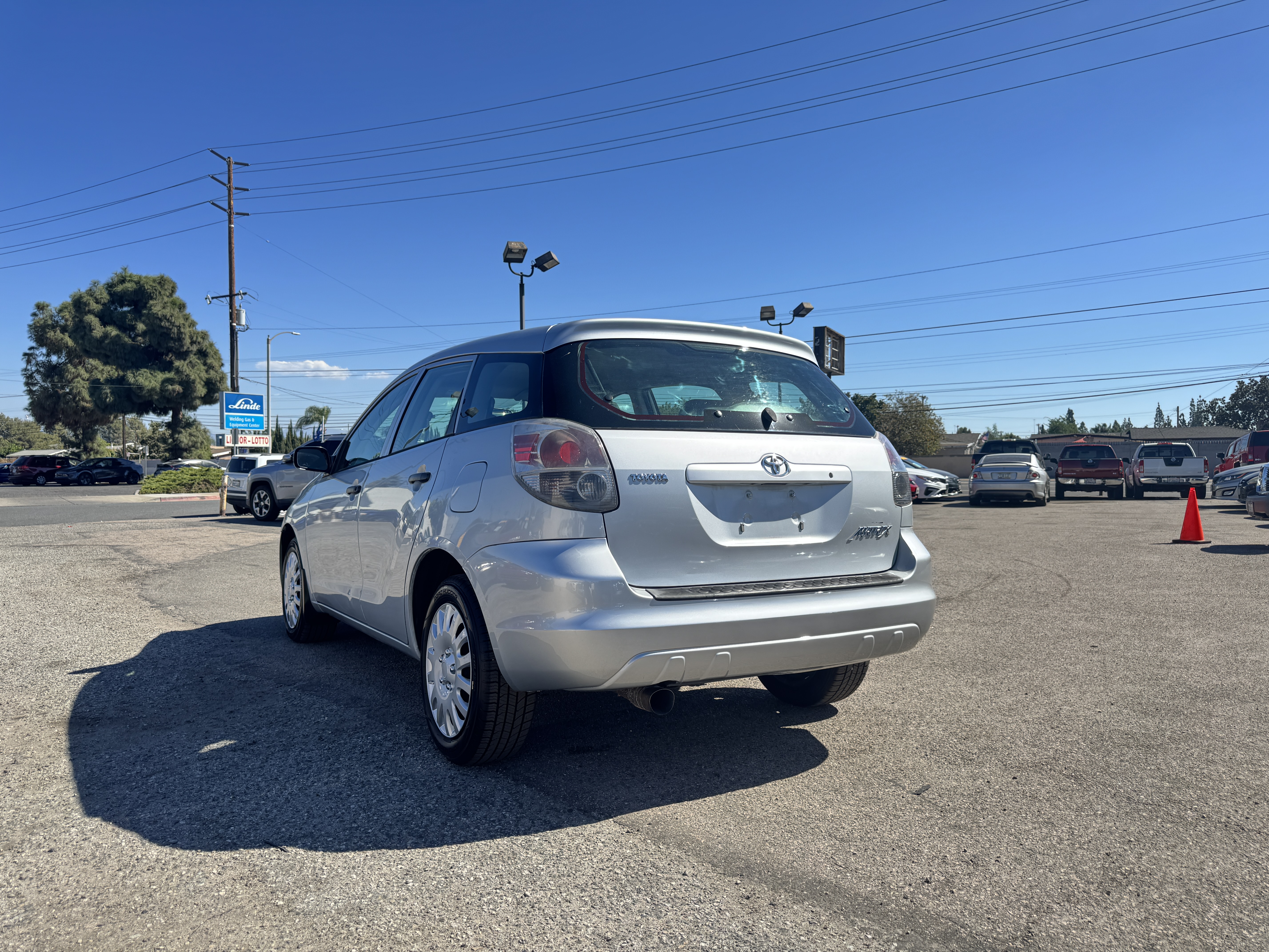 Used 2006 Toyota Matrix UNAVAIL FWD image 6