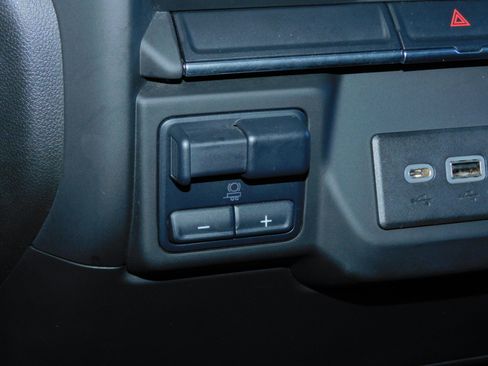 Used 2022 Chevrolet Silverado 3500 W/T RWD image 6