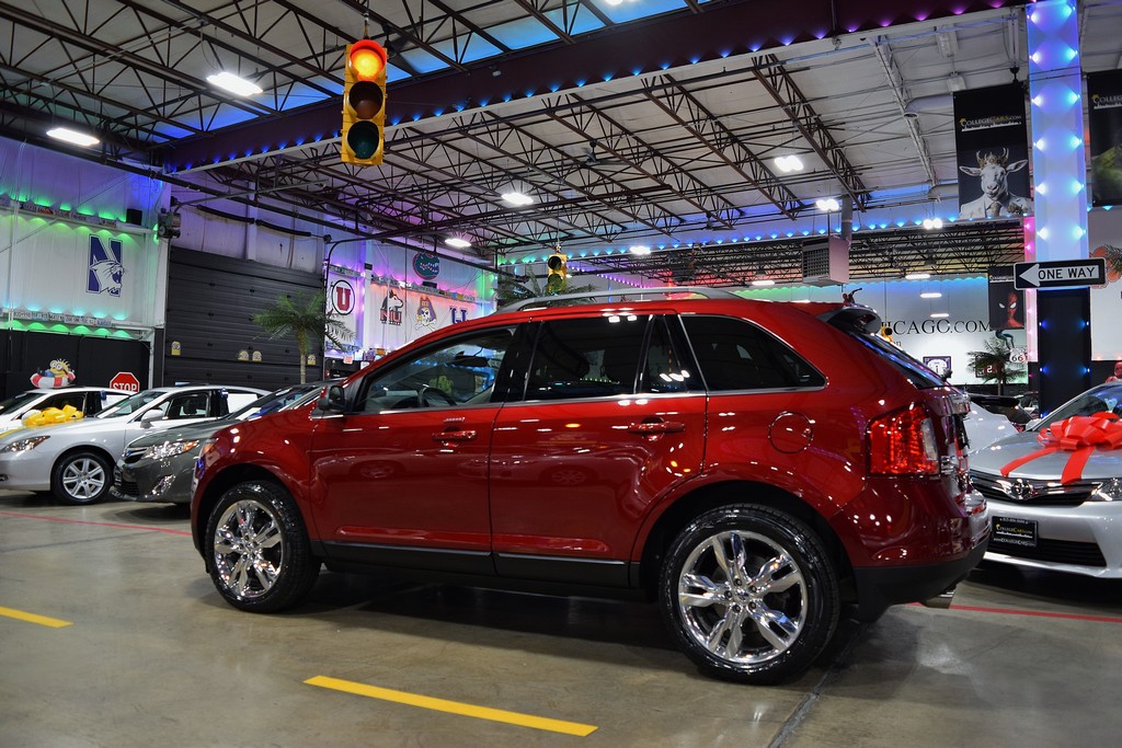 Used 2013 Ford Edge Limited FWD image 4